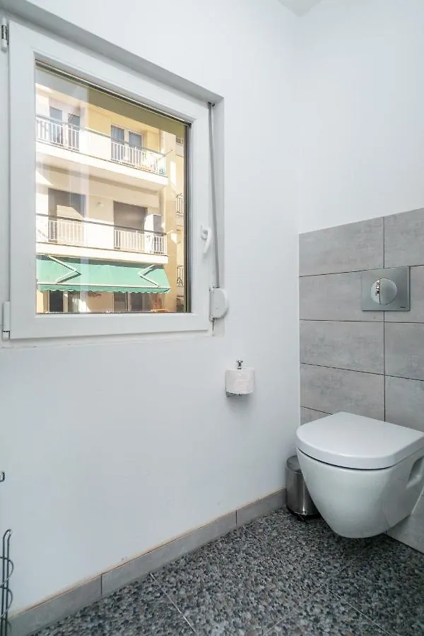 C.8 Indigo&Leon #Suite_In_City_Center Salonic 0*,  Grecia